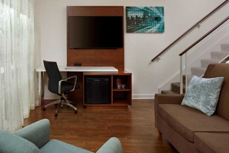 Gallery image 3