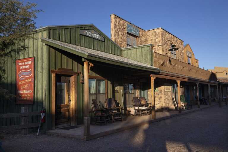 Tombstone Monument Ranch & Cattle Company